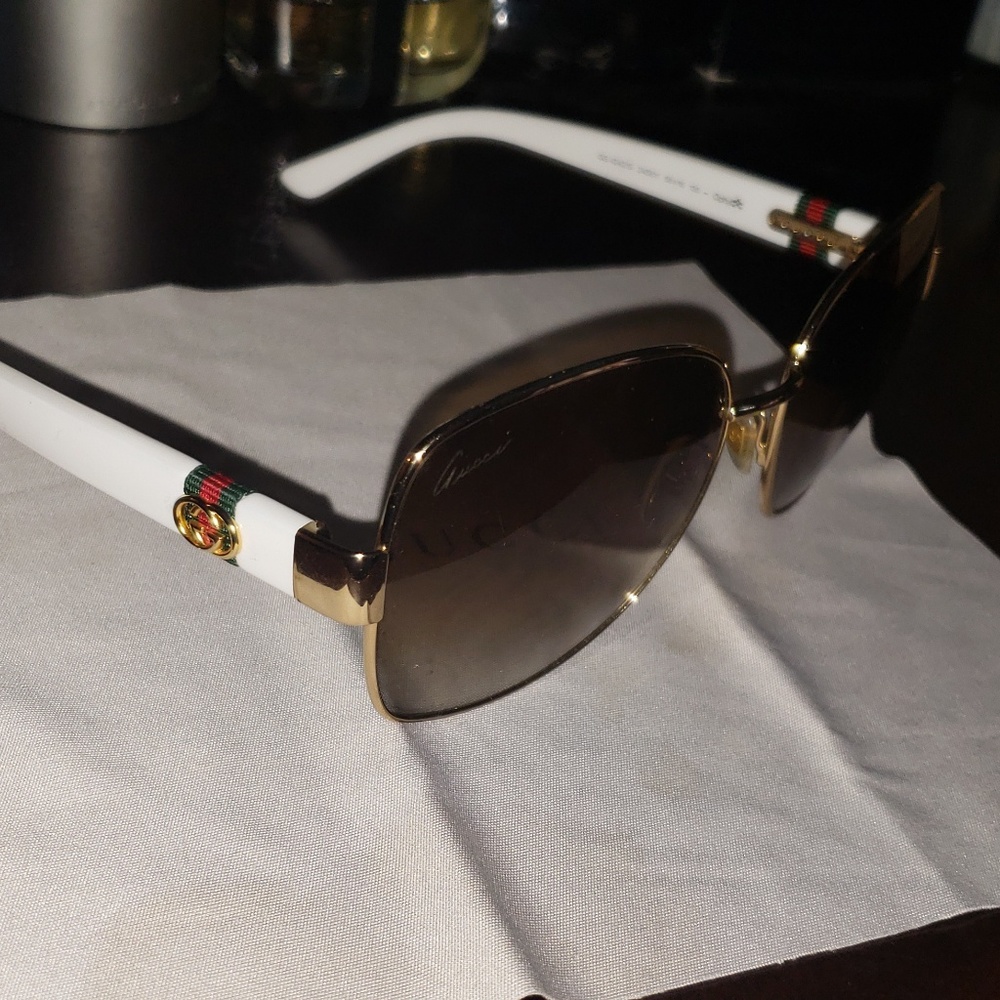 Gucci unisex sunglasses (Authentic)